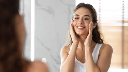 The Connection Between Facial Massage and Anti-Aging: What You Need to Know