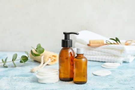 How to Manage Sensitive Skin While Traveling
