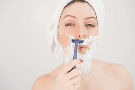 How to Build a Clean, Green Morning Skincare Routine Using Natural Products