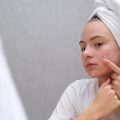 Retinol Serums vs Retinoids: What’s the Difference and Which One Should You Use?