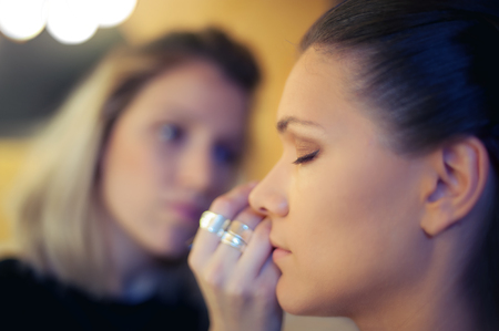 Makeup Sponges 101: Types, Uses, and How to Clean Them Properly