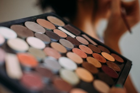 Coachella Makeup Looks: Glowy Skin, Glitter Eyes, and Boho Glam You Need to Try