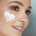 How to Achieve a Flawless Base: Foundation and Concealer Techniques for All Skin Types