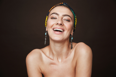 Concealer Hacks Every American Beauty Lover Should Know