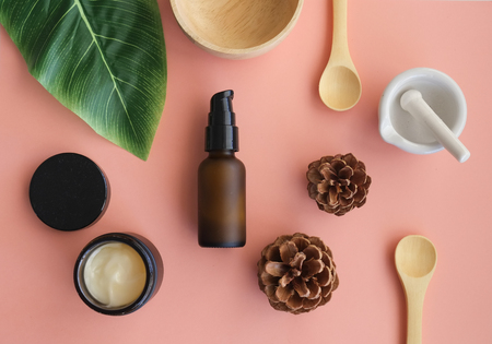 Creating a Minimalist Anti-Aging Routine That Works in Your 40s