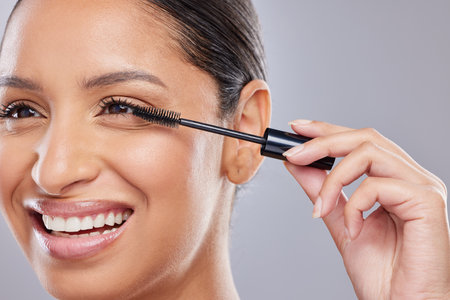 Lash Care 101: How to Protect and Nourish Your Lashes While Using Mascara