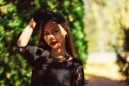 Morning vs. Night: When Is the Best Time to Use Facial Rollers and Gua Sha?