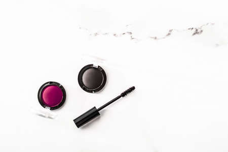 Makeup for Oily Skin: Products That Stay Put All Day