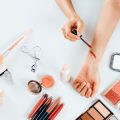 How to Choose the Right Brush for Blush and Bronzer Application