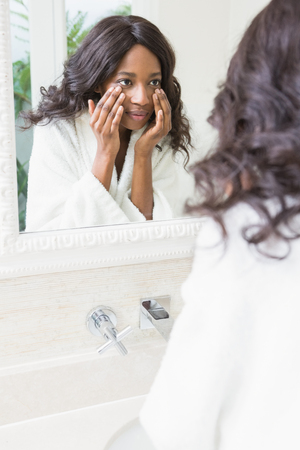 Morning Makeup Routines that Last All Day: Tips and Tricks