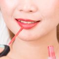 Lip Gloss 101: From Sticky to Smooth, Finding the Best Formula for You