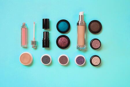 Makeup That Lasts: Long-Wear Products Perfect for Travel Days