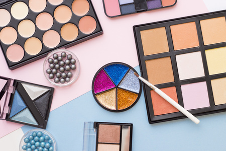 How to Make Lip Color Last All Day: Tips, Tricks, and Product Recommendations
